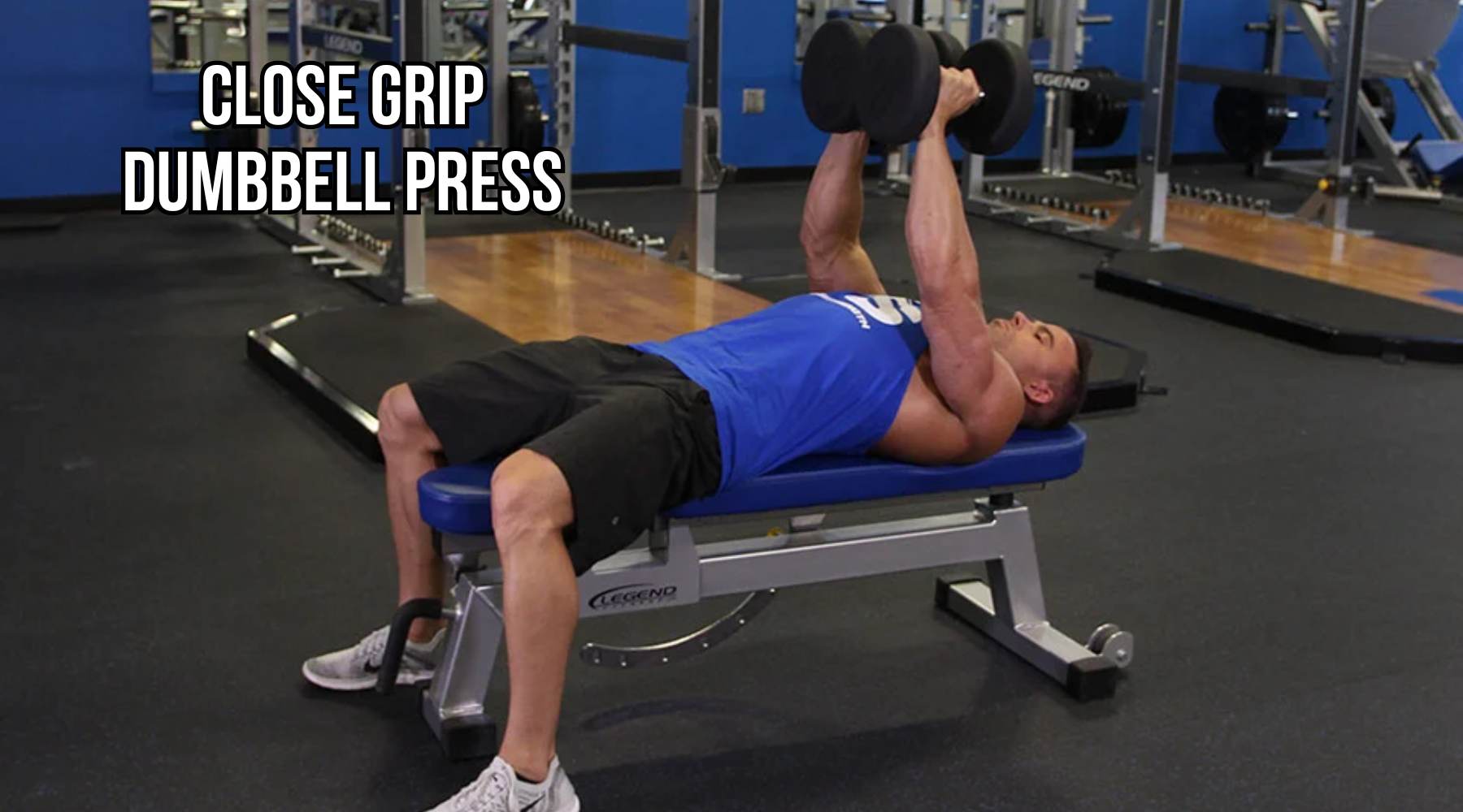 Đẩy tạ đơn tay hẹp