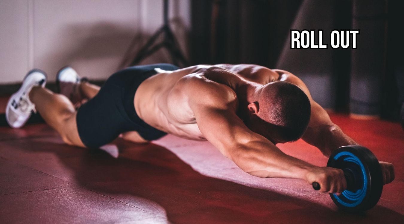 Bài tập Roll Out với con lăn tập bụng
