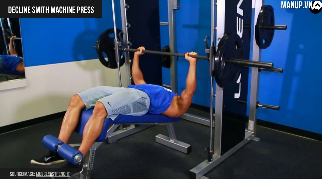 Decline Smith Machine Press
