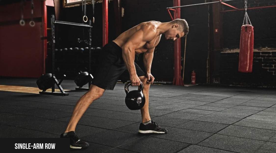 Single-Arm Row với tạ ấm