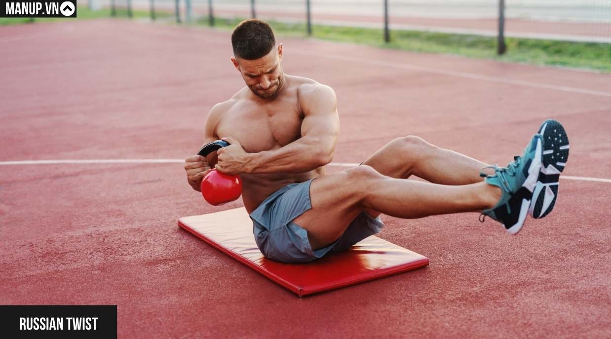 Russian Twist với tạ đơn