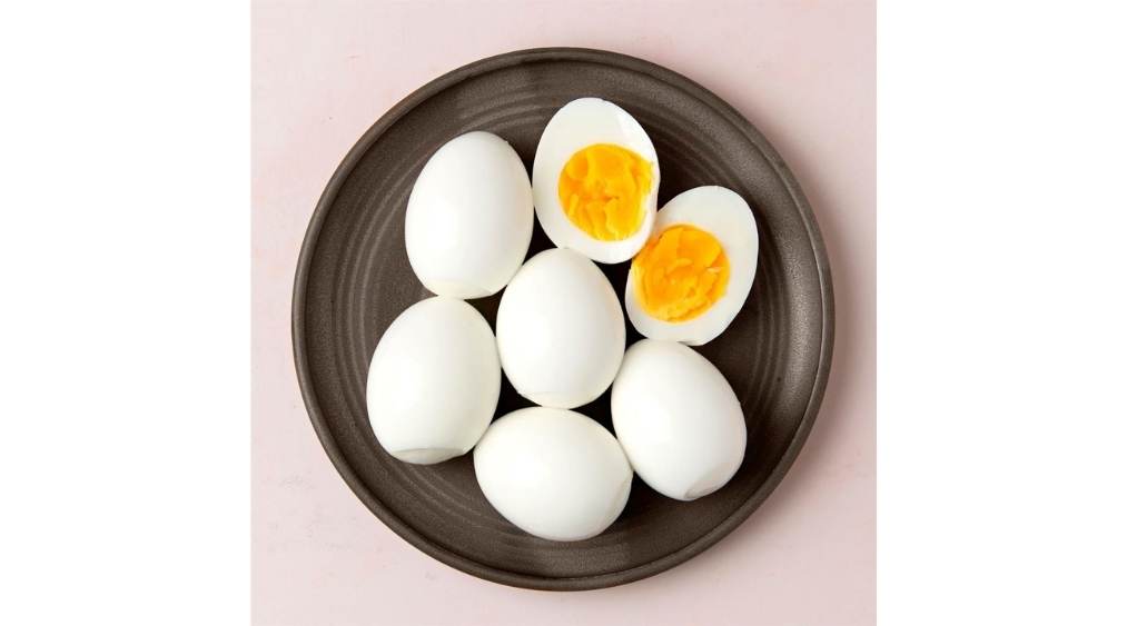 Trứng (đặc biệt lòng đỏ)